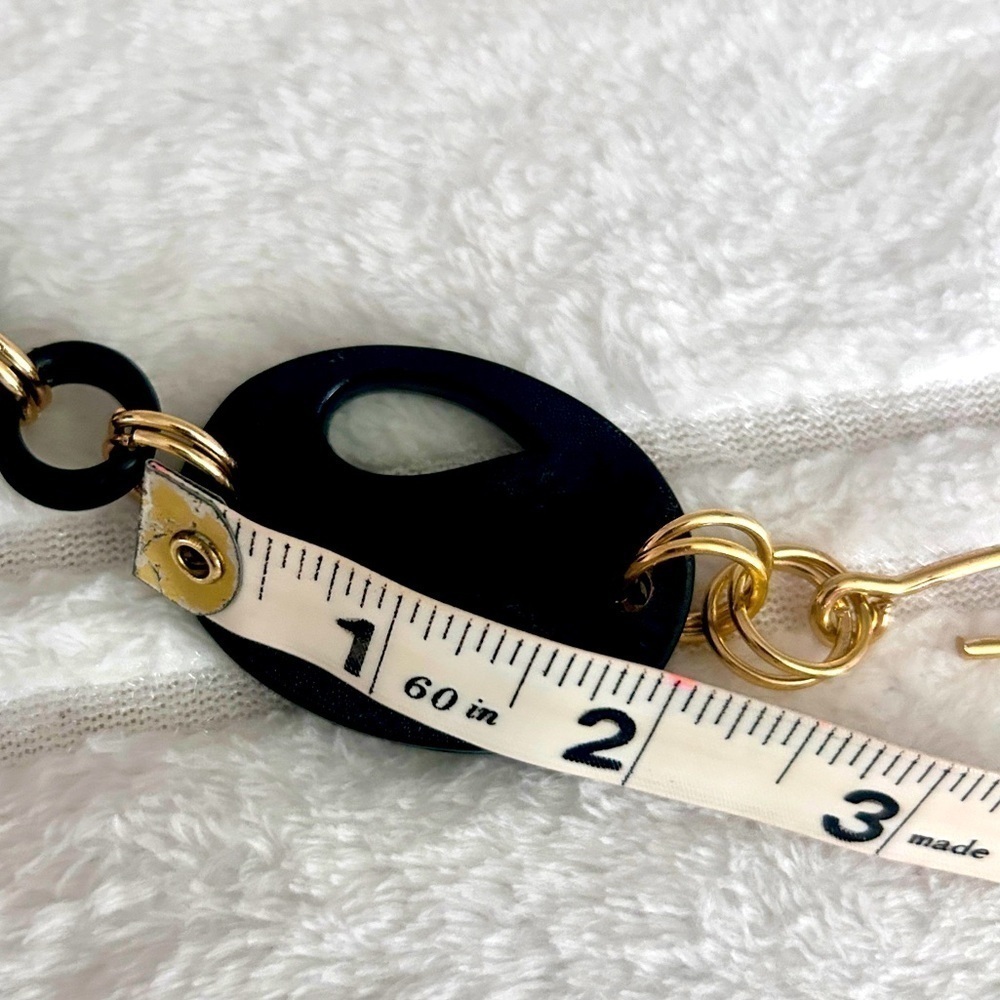 2- Vintage 1990 Black Fashion Disk and Gold Chain Belt - Picture 6 of 10